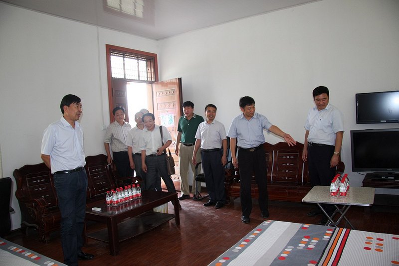 許昌學院扎實開展結(jié)對幫扶工作