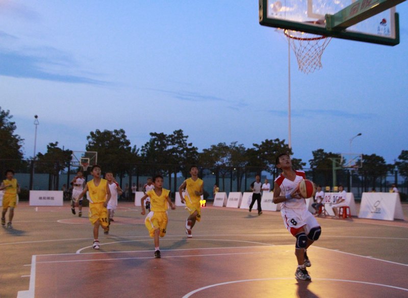 “2013姚基金希望小學(xué)籃球季”決賽圓滿落幕