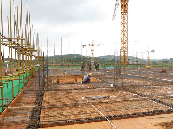 克服困難,積極推進五合校區工程項目建設