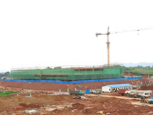 克服困難,積極推進五合校區工程項目建設