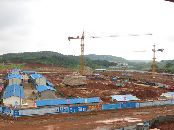 克服困難,積極推進五合校區工程項目建設