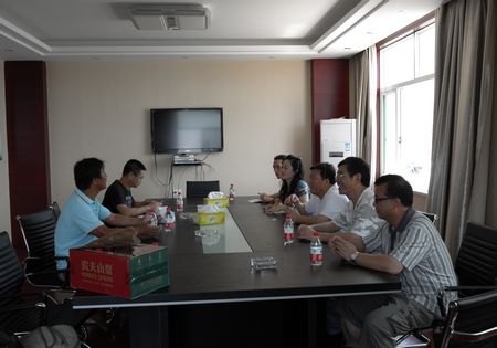 校民革支部考察石塘海上平安救助站