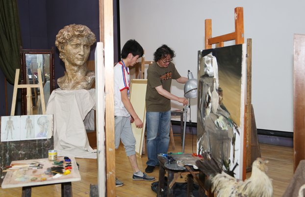 中央美術(shù)學(xué)院校史陳列明日預(yù)展