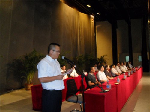 董事長與文化創意產業學院師生見面會在高新校區召開