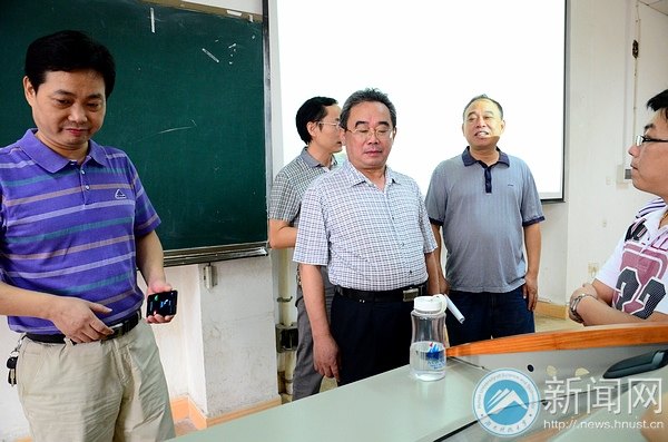 開學(xué)首日  “五個(gè)一”全面落實(shí)