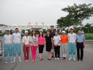 陳增紅副院長看望實習生并調研高爾夫專業