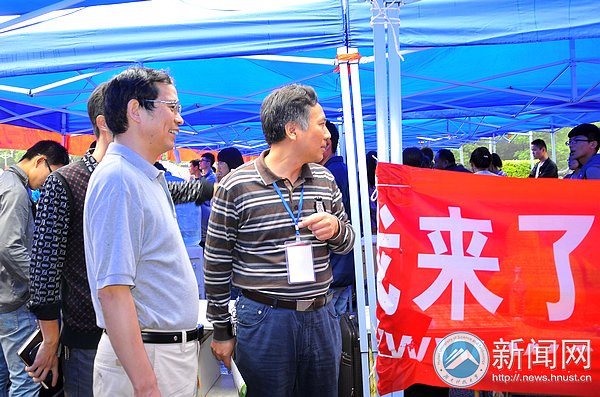 ӭ  УIðҕӭʂ乤