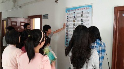 心理發(fā)展與咨詢(xún)中心接待3500余名新生參觀(guān)