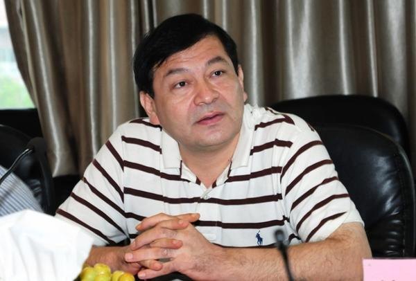 省教育廳副廳長(zhǎng)玉買爾江來(lái)長(zhǎng)沙師范學(xué)校調(diào)研西藏班培養(yǎng)工作