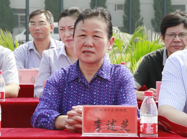 2013W(xu)_W(xu)Y܊Ӗ(xn)ӆT¡e