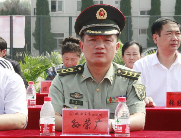 2013W(xu)_W(xu)Y܊Ӗ(xn)ӆT¡e