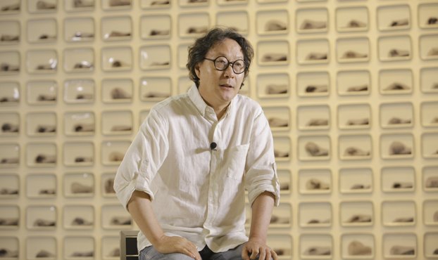 《走向百年》專題片殺青 近期將與師生見面