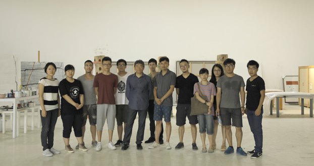 《走向百年》專題片殺青 近期將與師生見面