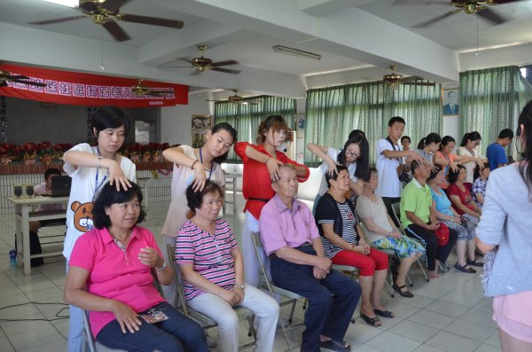 黃山學(xué)院暑期“三下鄉(xiāng)”“四式”新路見(jiàn)成效