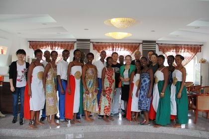 布隆迪大學(xué)孔子學(xué)院師生赴渤海大學(xué)開展夏令營(yíng)活動(dòng)