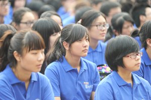 濟南大學舉行2013級新生開學典禮