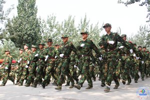 濟南大學圓滿完成2013級學生軍訓工作