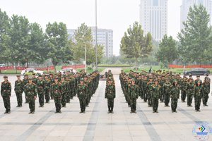 濟南大學圓滿完成2013級學生軍訓工作