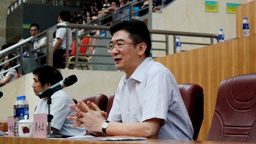 開啟“大學夢” 融入“中國夢”