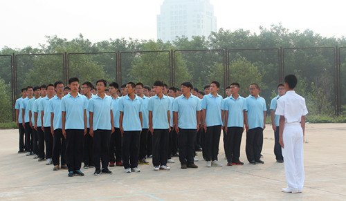 燕山大學里仁學院2013級新生軍訓圓滿結束