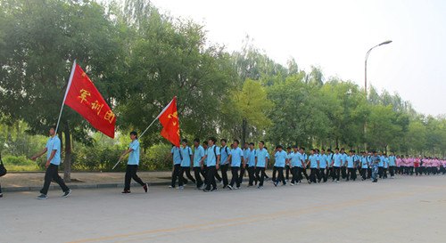 燕山大學里仁學院2013級新生軍訓圓滿結束