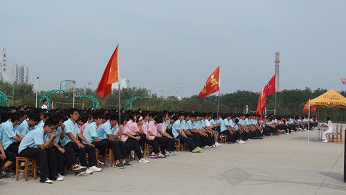 燕山大學里仁學院2013級新生軍訓圓滿結束