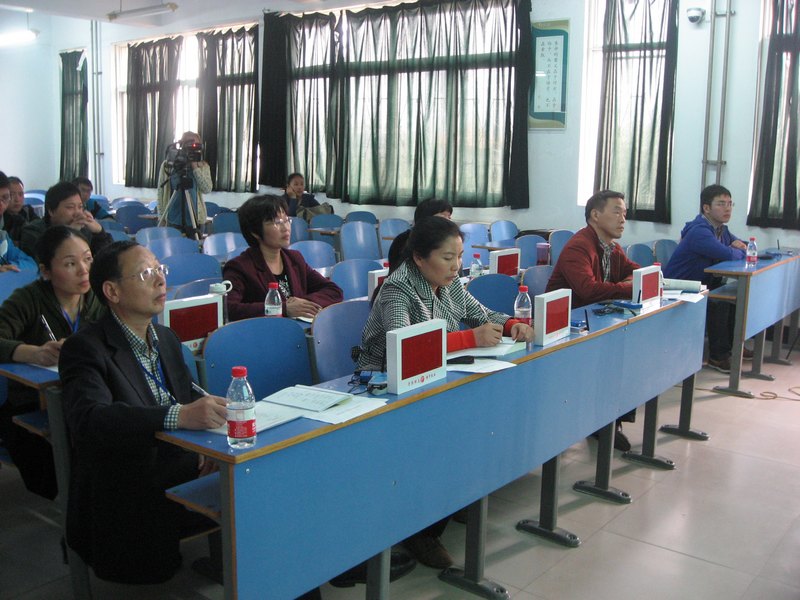 許昌學(xué)院2013年教師課堂教學(xué)大獎(jiǎng)賽圓滿結(jié)束