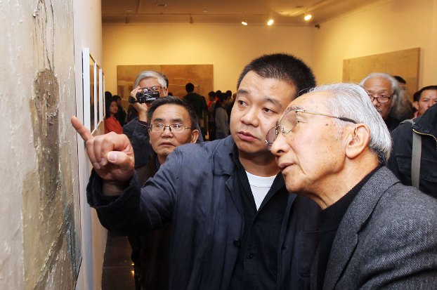 “平視:孫遜2013畫展”在黔展出