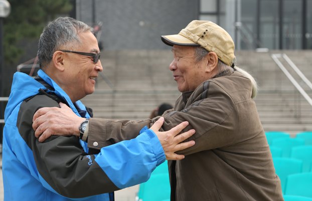 g(sh)W(xu)Ժ˽ؼҡg(sh)W(xu)ԺУѷУ95Уcϵлʽ