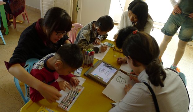 油畫系學生黨支部開展紅色“1+1”活動