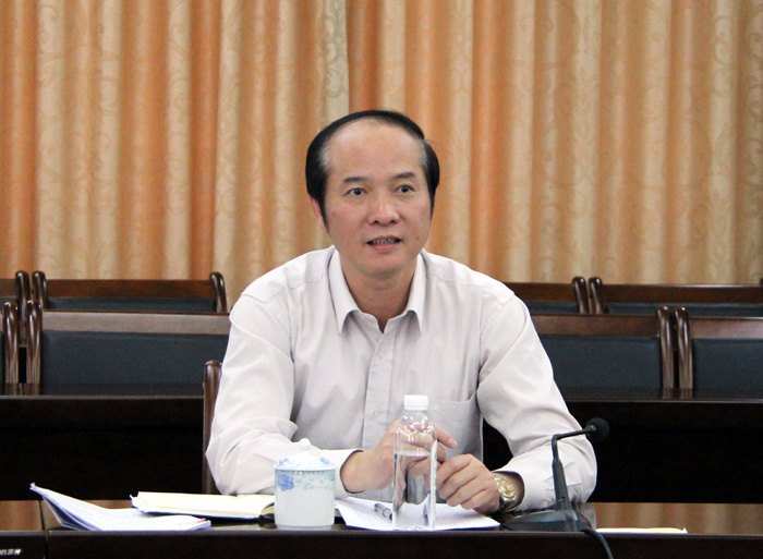 自治區財政廳黃偉京廳長一行到廣西師范學院考察調研