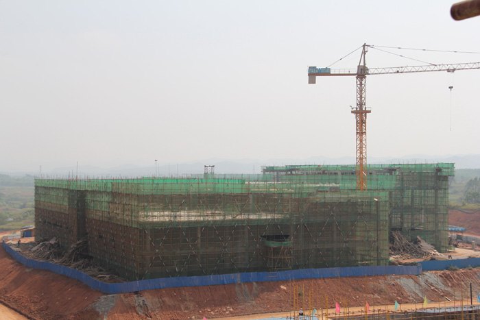 廣西師范學院五合校區學生食堂主體結構封頂