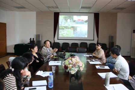 華東理工大學楊蘇教授來社科部交流實踐教學工作