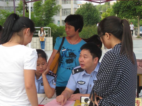 三明學院開展創建“無傳銷城區,送法進校園”活動