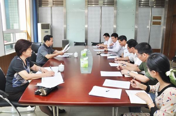 曾祥輝書記深入職能部門開展工作調研