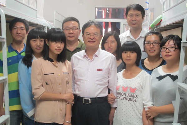 導師送關懷 細語寄成長