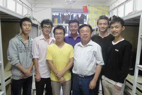 導師送關懷 細語寄成長