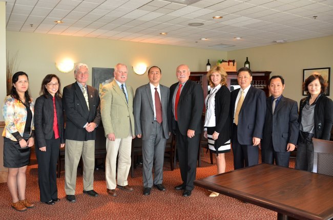 常州工學院代表團訪問加拿大、美國合作大學