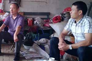 捐資助學情無價 受助學子送錦旗