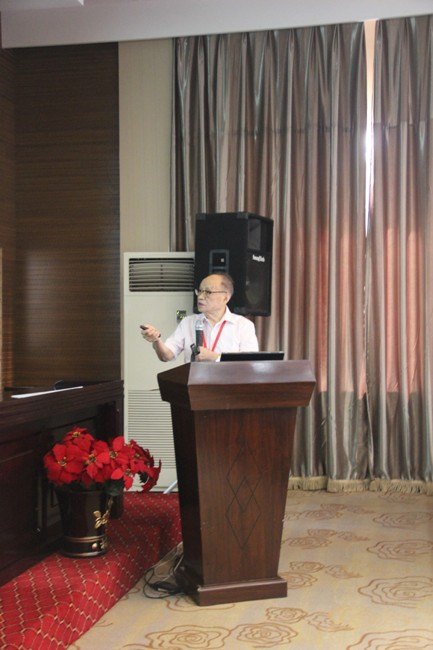 第二軍醫大學基礎部承辦第18次全國干擾素與細胞因子學術會議在呼和浩特召開