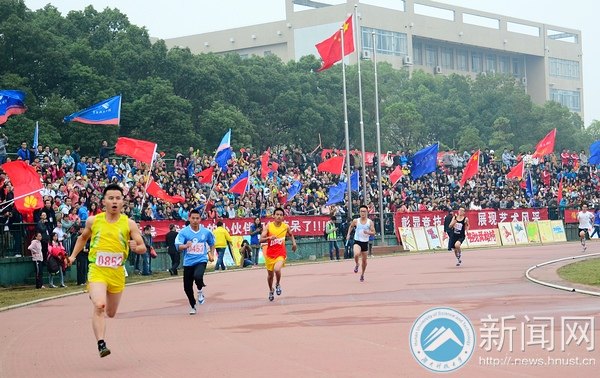 ֱِͨ܇ِ4100 ի@ֹ400