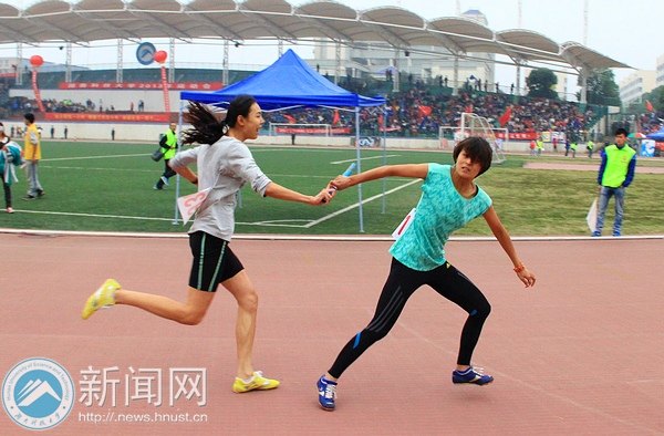 ֱِͨ܇ِ4100 ի@ֹ400