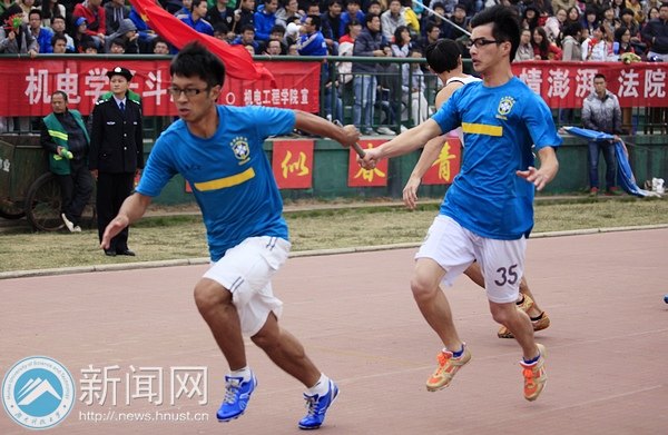 ֱِͨ܇ِ4100 ի@ֹ400