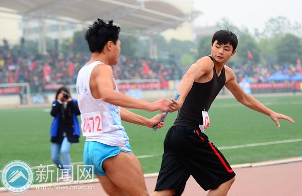 ֱِͨ܇ِ4100 ի@ֹ400