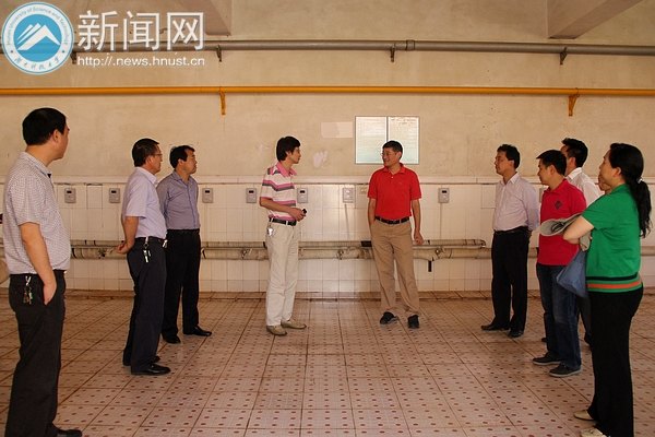 國家節(jié)水型社會建設專家驗收組蒞臨湖南科技大學指導工作