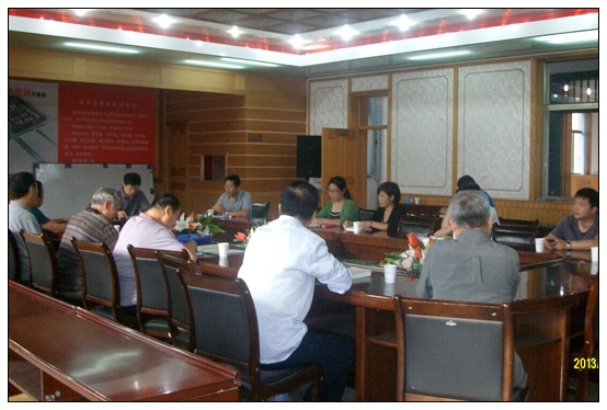 李大公副書記參加離退休黨總支黨的群眾路線教育實踐活動動員會