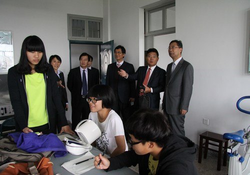 韓國(guó)草堂大學(xué)校副校長(zhǎng)劉鐘光訪問臺(tái)州學(xué)院