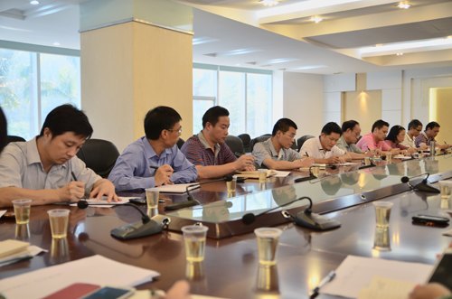 【群眾路線教育】學院召開各總支(直屬黨支部)民主生活會工作布置會