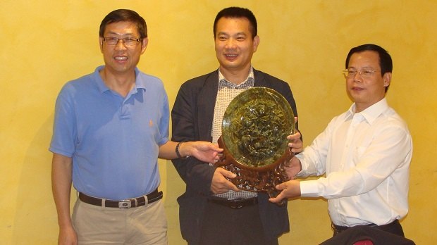 王恒胤副書記拜訪澳華達集團吳飛鵬董事長