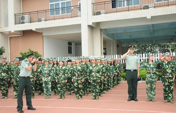 軍訓會操掠影【組圖】